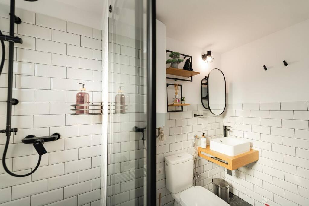 Cozy Cube - Tiny House Villa Saru Dornei Bagian luar foto