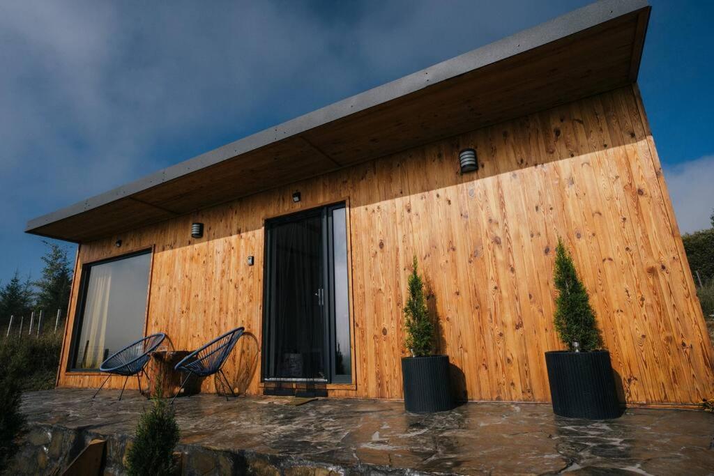 Cozy Cube - Tiny House Villa Saru Dornei Bagian luar foto